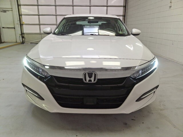 2019 Honda Accord Hybrid photo 2