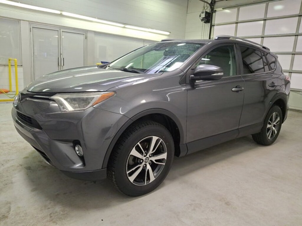Used 2018 Toyota RAV4 XLE SUV