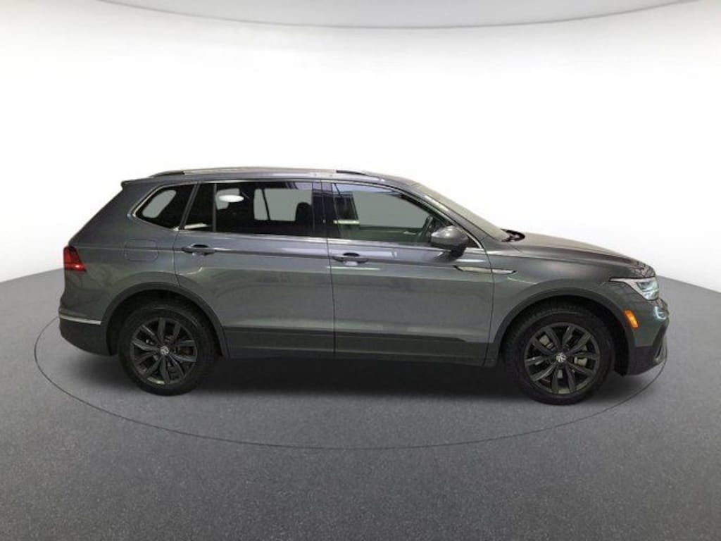Used 2024 Volkswagen Tiguan 2.0T SE SUV