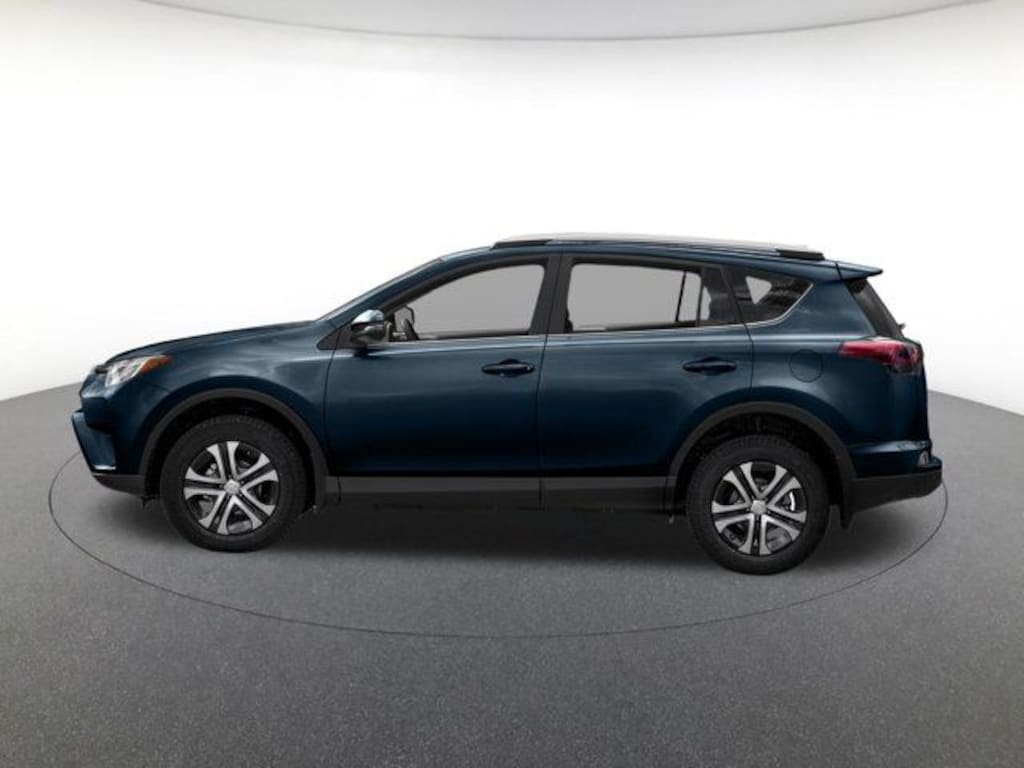 Used 2018 Toyota RAV4 LE SUV