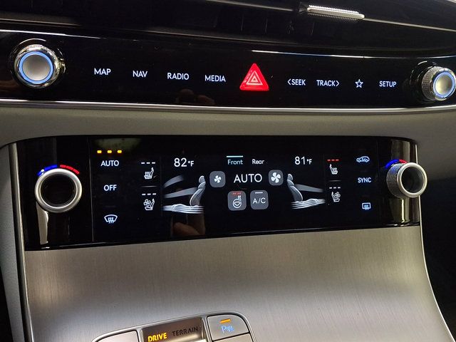 2026 GENESIS GV70 Advanced - Photo 16