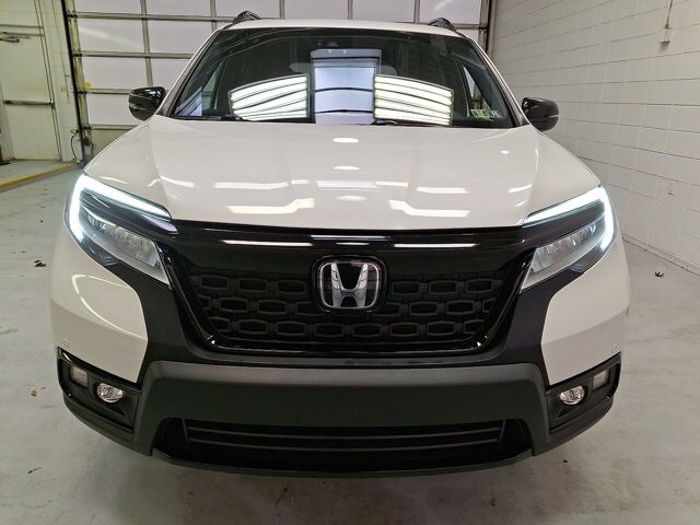 2020 Honda Passport Elite photo 2