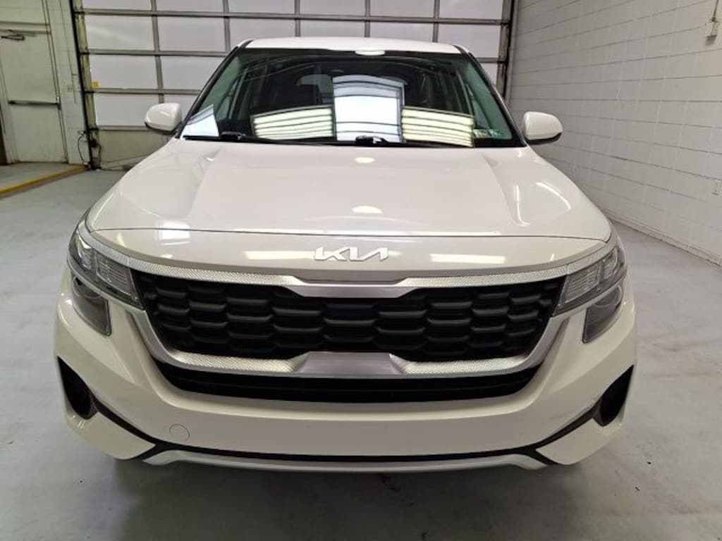 Used 2023 Kia Seltos LX SUV