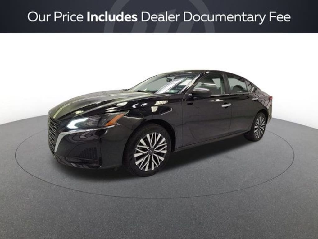 Used 2025 Nissan Altima 2.5 SV Sedan