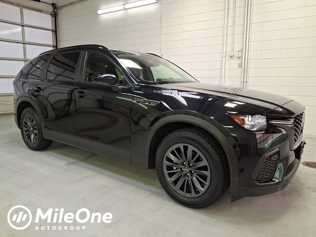 2025 Mazda CX-70 Preferred Package's photo