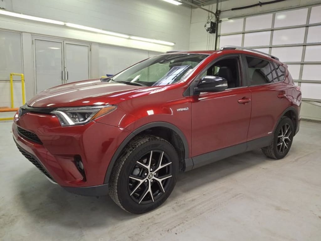 Used 2018 Toyota RAV4 Hybrid SE SUV