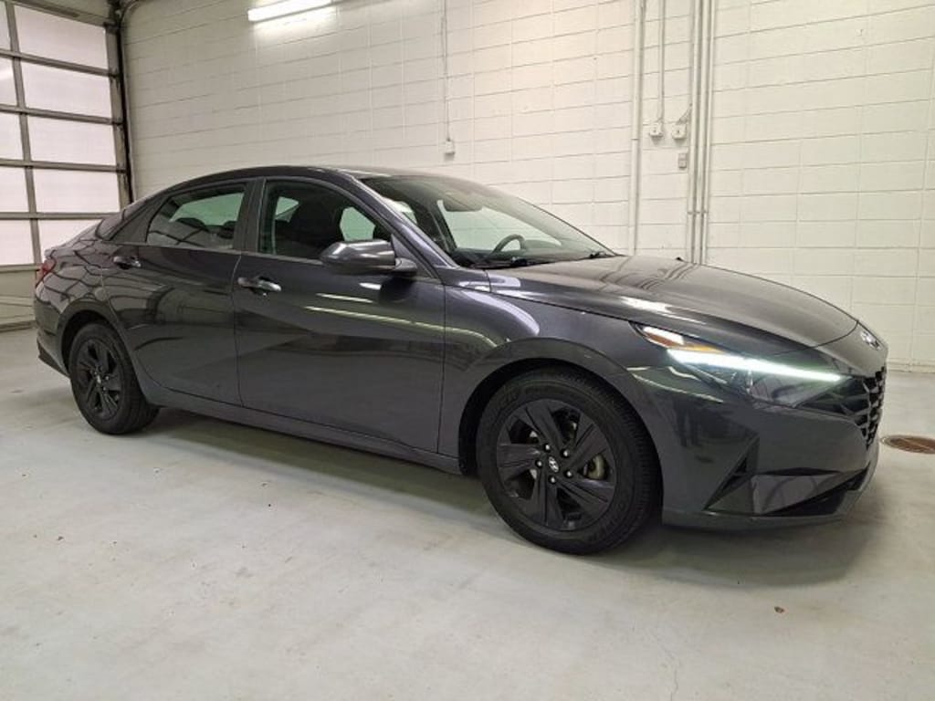 Used 2021 Hyundai Elantra SEL Sedan