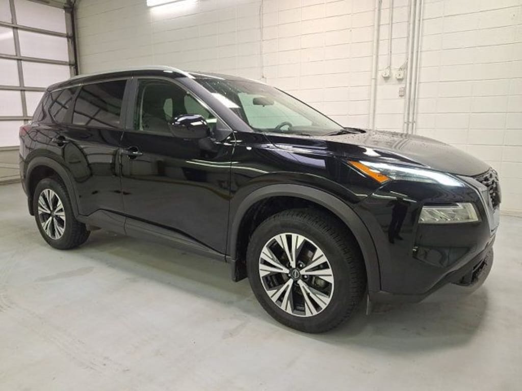 Used 2023 Nissan Rogue SV SUV