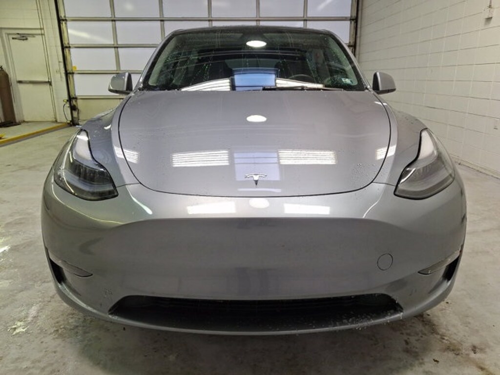 Used 2025 Tesla Model Y Long Range SUV