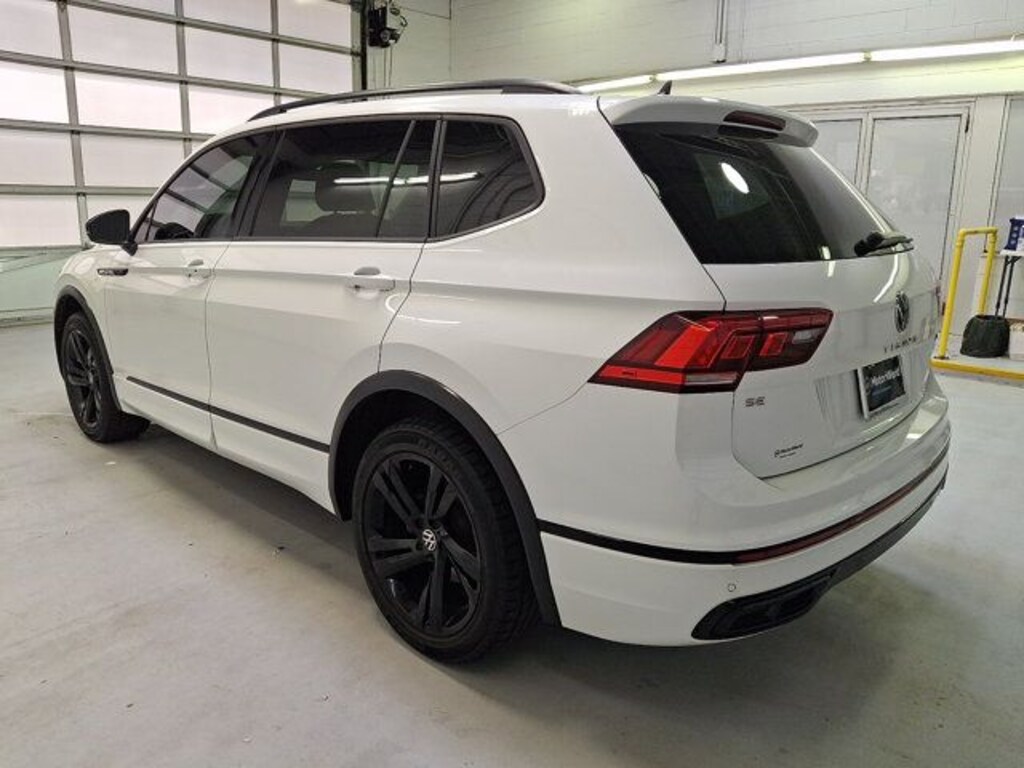 Used 2023 Volkswagen Tiguan 2.0T SE R-Line Black SUV