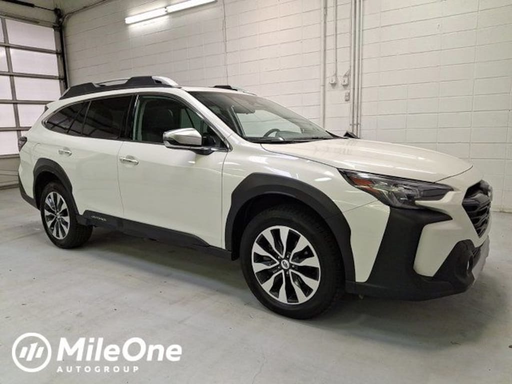 Used 2023 Subaru Outback Touring SUV