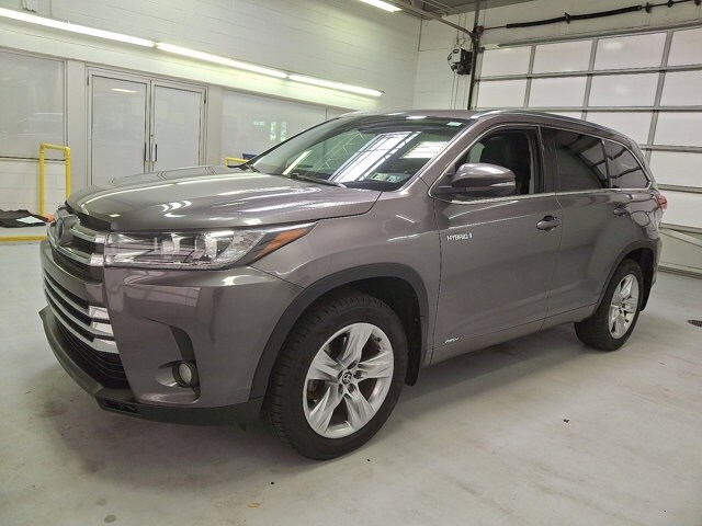 2017 Toyota Highlander Hybrid Limited photo 3