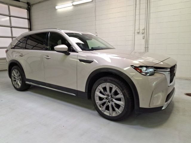 2024 Mazda CX-90 Turbo Premium Package's photo