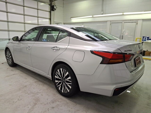 2024 Nissan Altima 2.5 SV photo 4