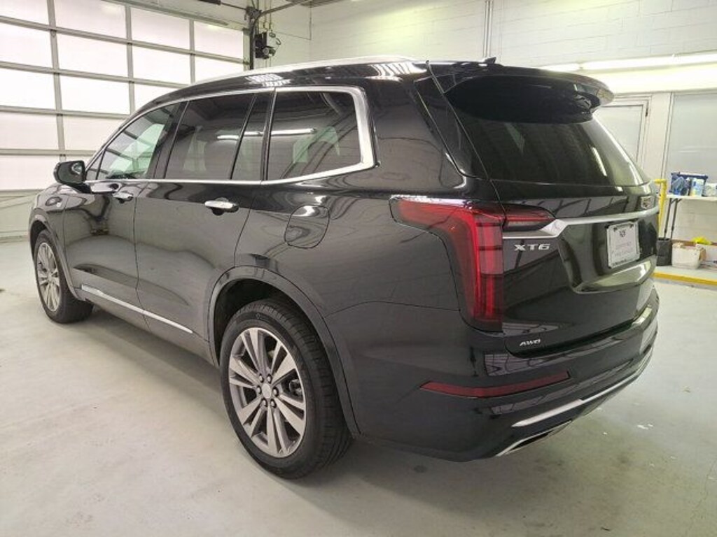Used 2025 CADILLAC XT6 Premium Luxury SUV