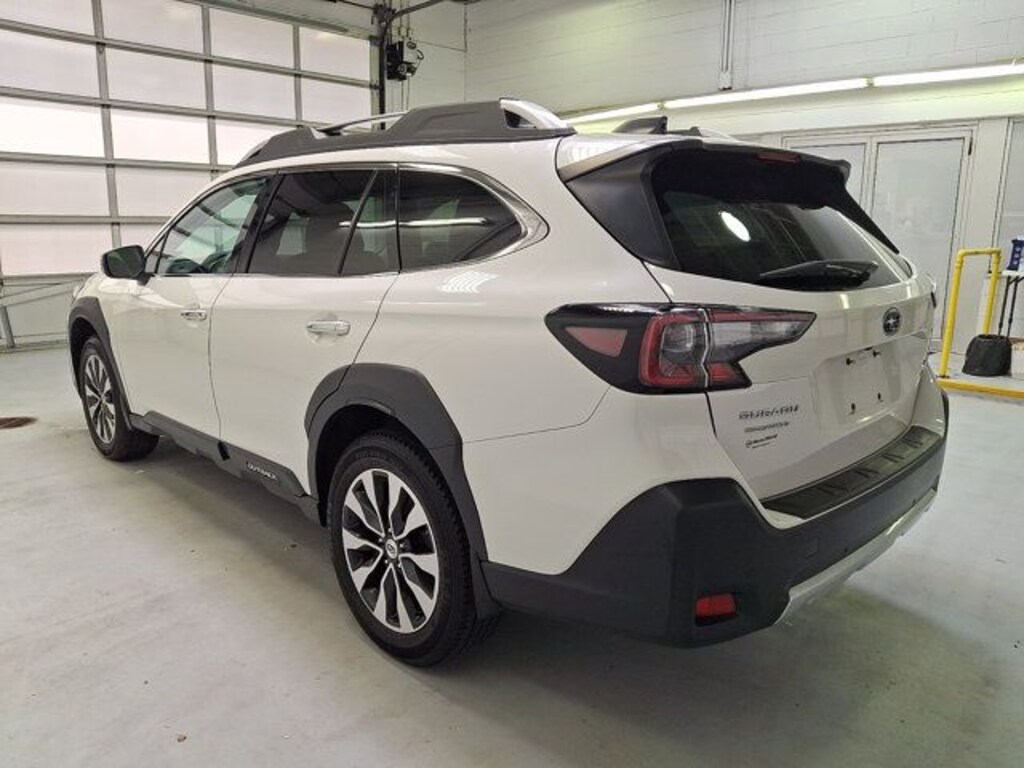 Used 2024 Subaru Outback Touring SUV