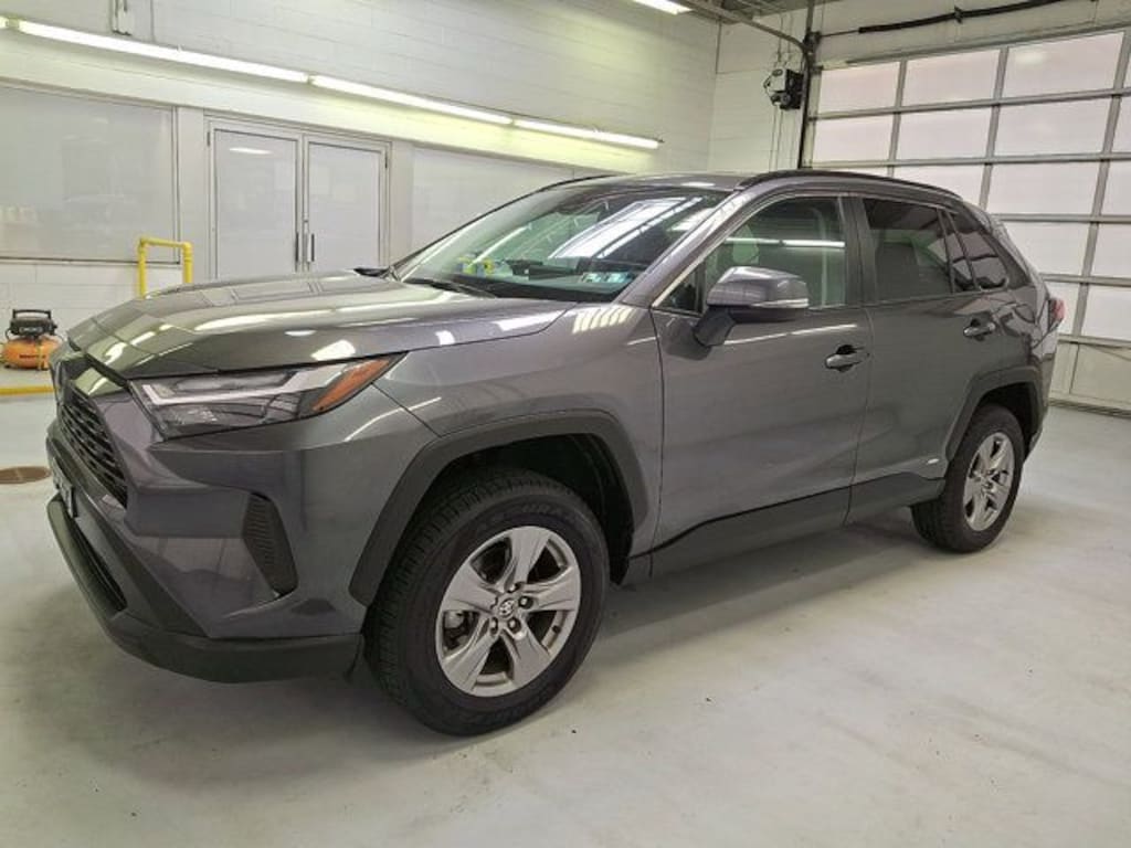 Used 2024 Toyota RAV4 Hybrid XLE SUV