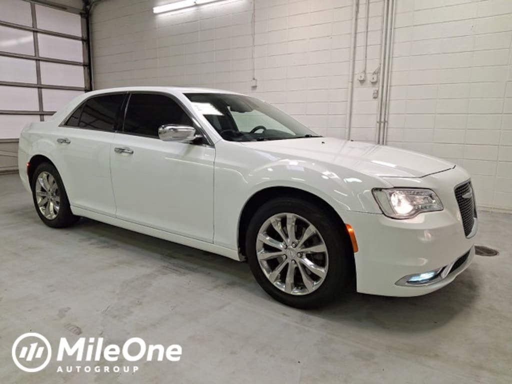 Used 2019 Chrysler 300 Limited Sedan