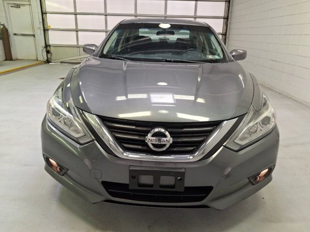 Used 2018 Nissan Altima 2.5 SV Sedan