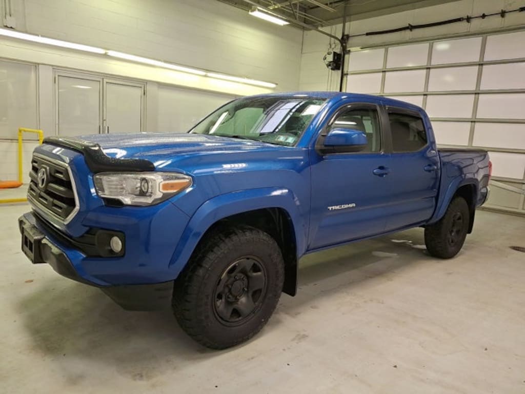 Used 2017 Toyota Tacoma SR5 Truck