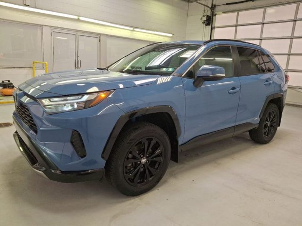 Used 2024 Toyota RAV4 Hybrid SE SUV