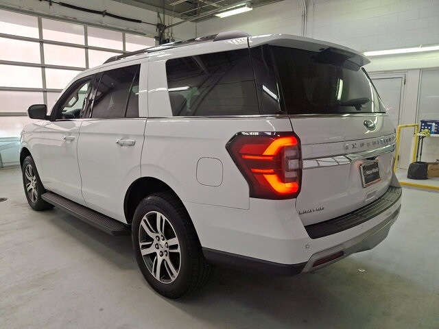 2024 Ford Expedition Limited photo 3