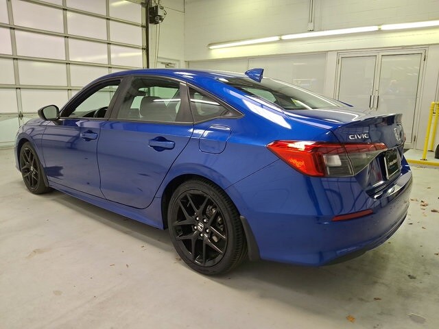 2023 Honda Civic Sport photo 4