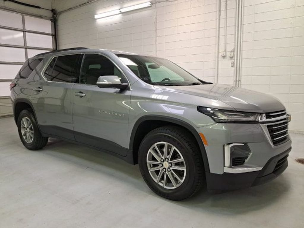 Used 2023 Chevrolet Traverse LT Leather SUV