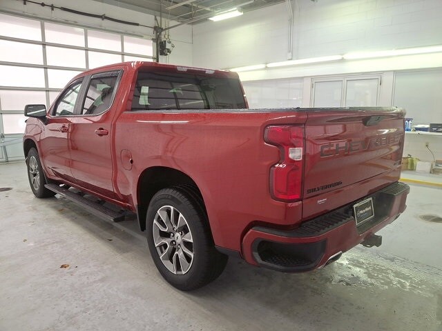 2021 Chevrolet Silverado 1500 RST photo 3