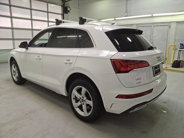 2023 Audi Q5 40 Premium photo 4