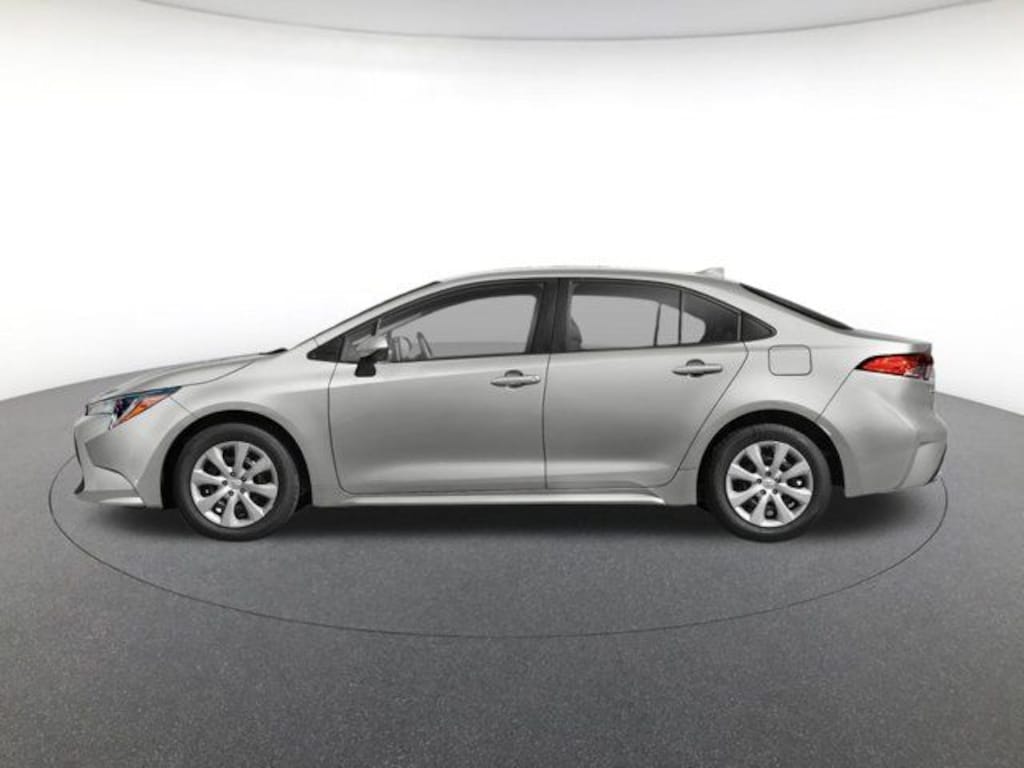 Used 2021 Toyota Corolla LE Sedan