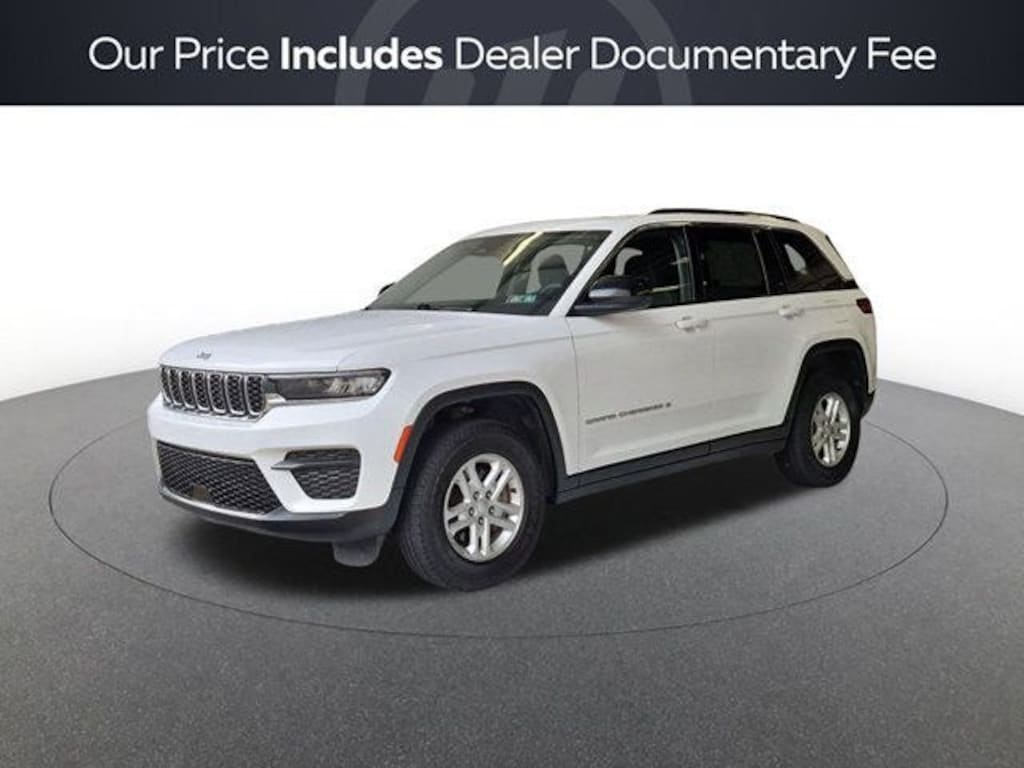 Used 2023 Jeep Grand Cherokee Laredo SUV