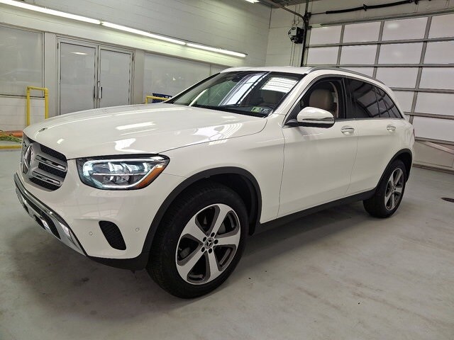 2022 Mercedes Benz GLC 300 4MATIC photo 2