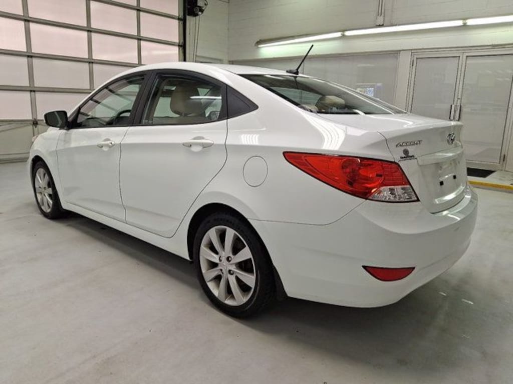 Used 2013 Hyundai Accent GLS Sedan