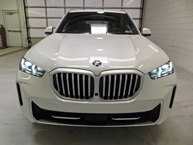 Used 2025 BMW X5 40i with VIN 5UX23EU06S9Z11129 for sale in Wilkes Barre, PA