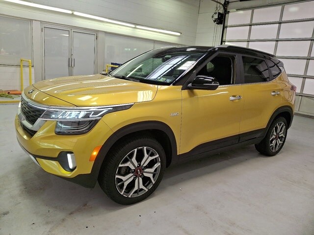 2021 Kia Seltos SX photo 3