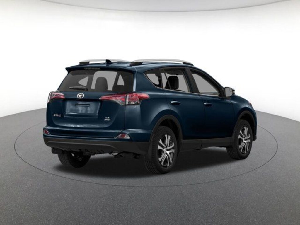 Used 2018 Toyota RAV4 LE SUV