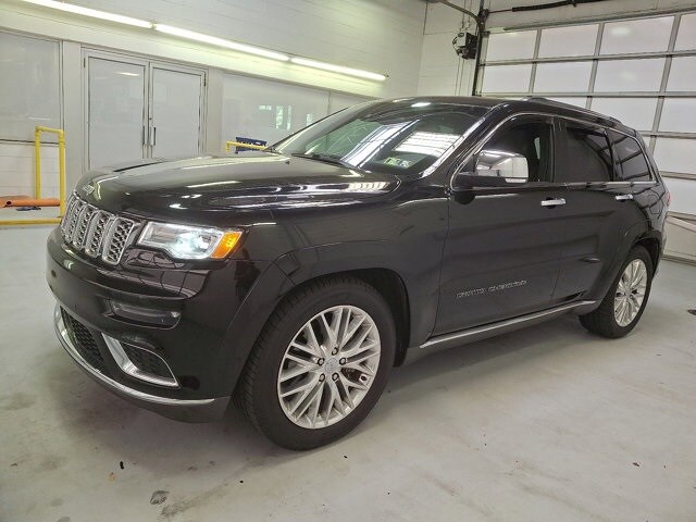 2017 Jeep Grand Cherokee Summit photo 3