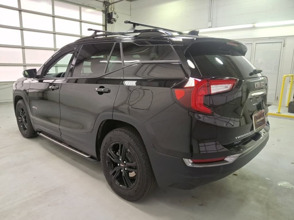 Used 2022 GMC Terrain AT4 SUV