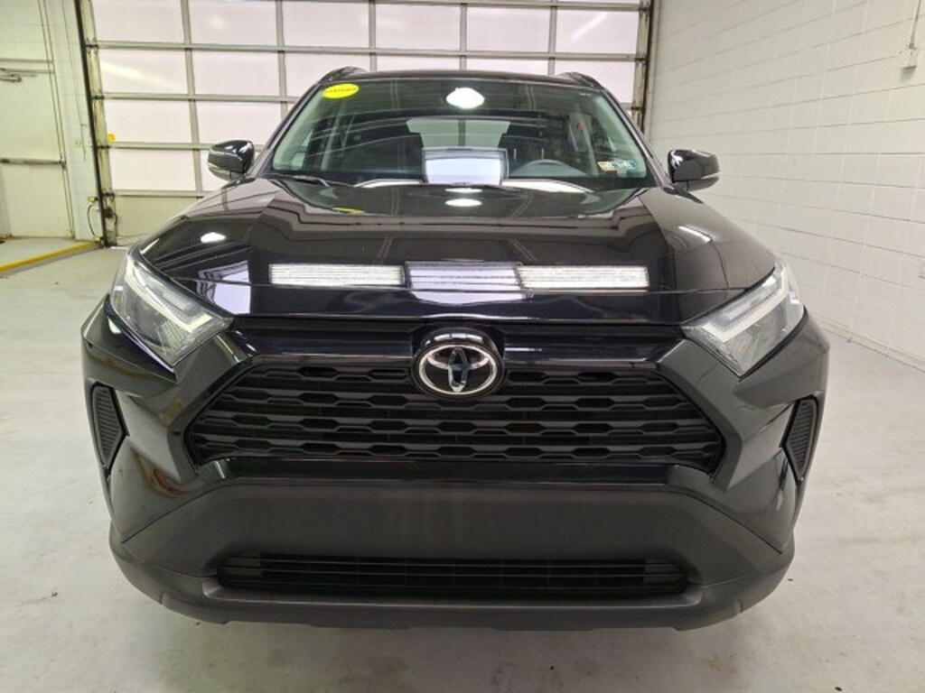 Used 2022 Toyota RAV4 XLE SUV