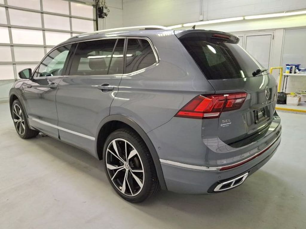 Used 2024 Volkswagen Tiguan 2.0T SEL R-Line SUV