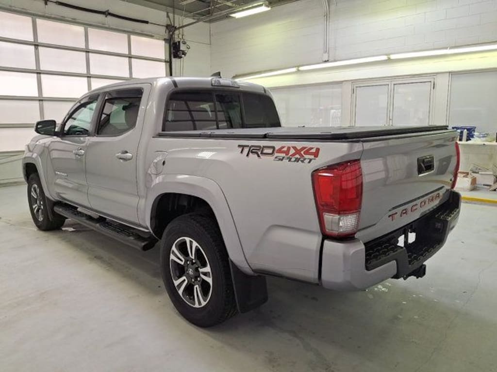 Used 2016 Toyota Tacoma TRD Sport Truck