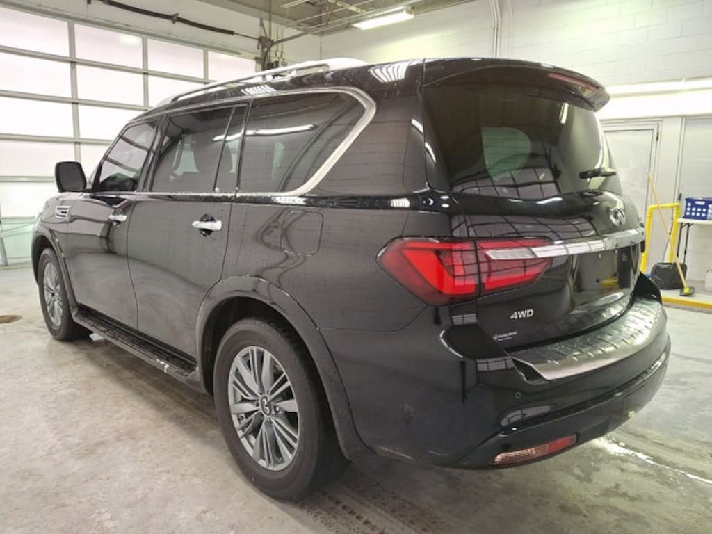 Used 2023 INFINITI QX80 Luxe SUV