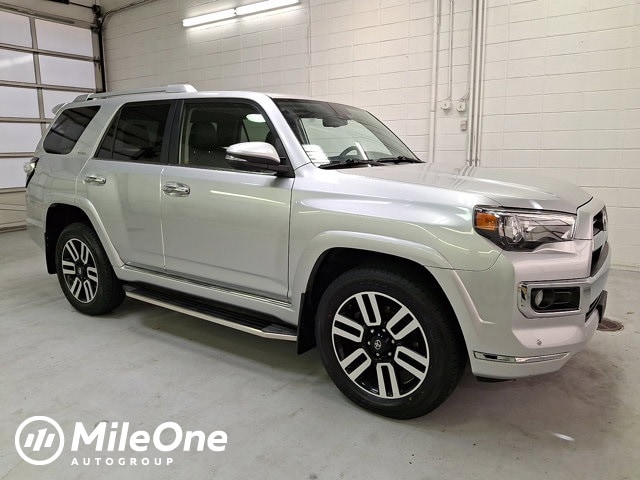 2020 Toyota 4Runner Limited's photo