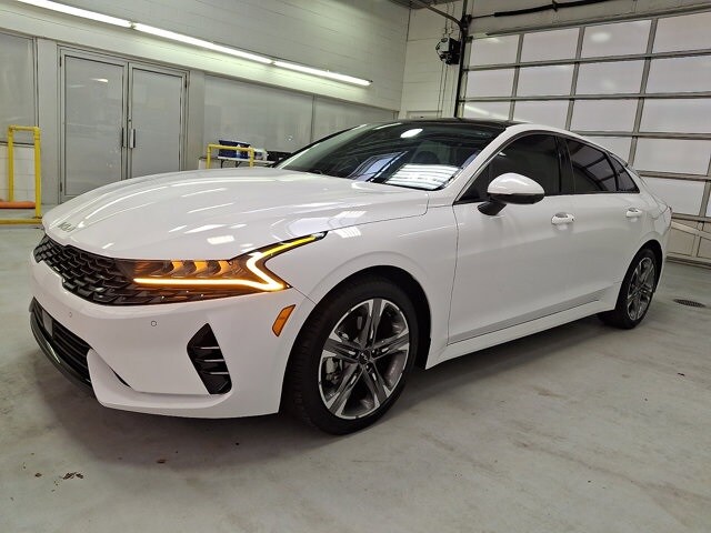 2024 Kia K5 EX photo 3