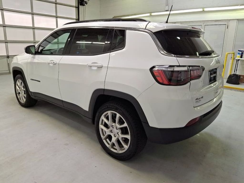 Used 2023 Jeep Compass Latitude Lux SUV