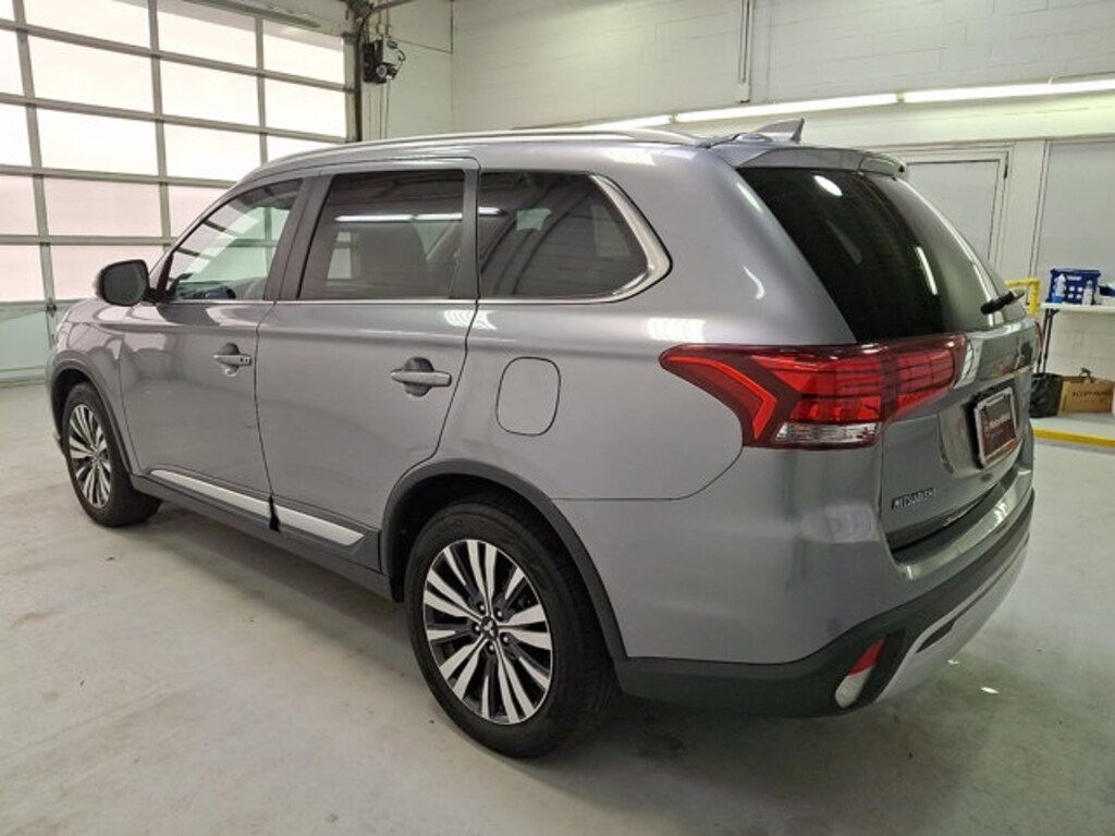 Used 2019 Mitsubishi Outlander SEL SUV