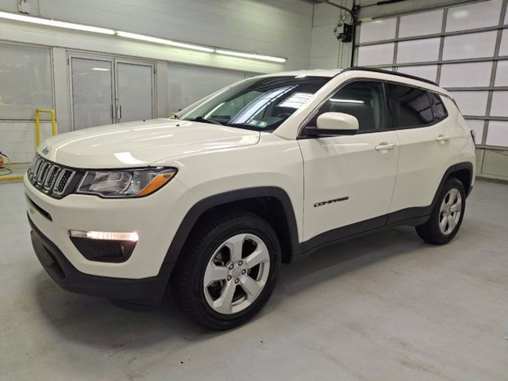Used 2018 Jeep Compass Latitude SUV