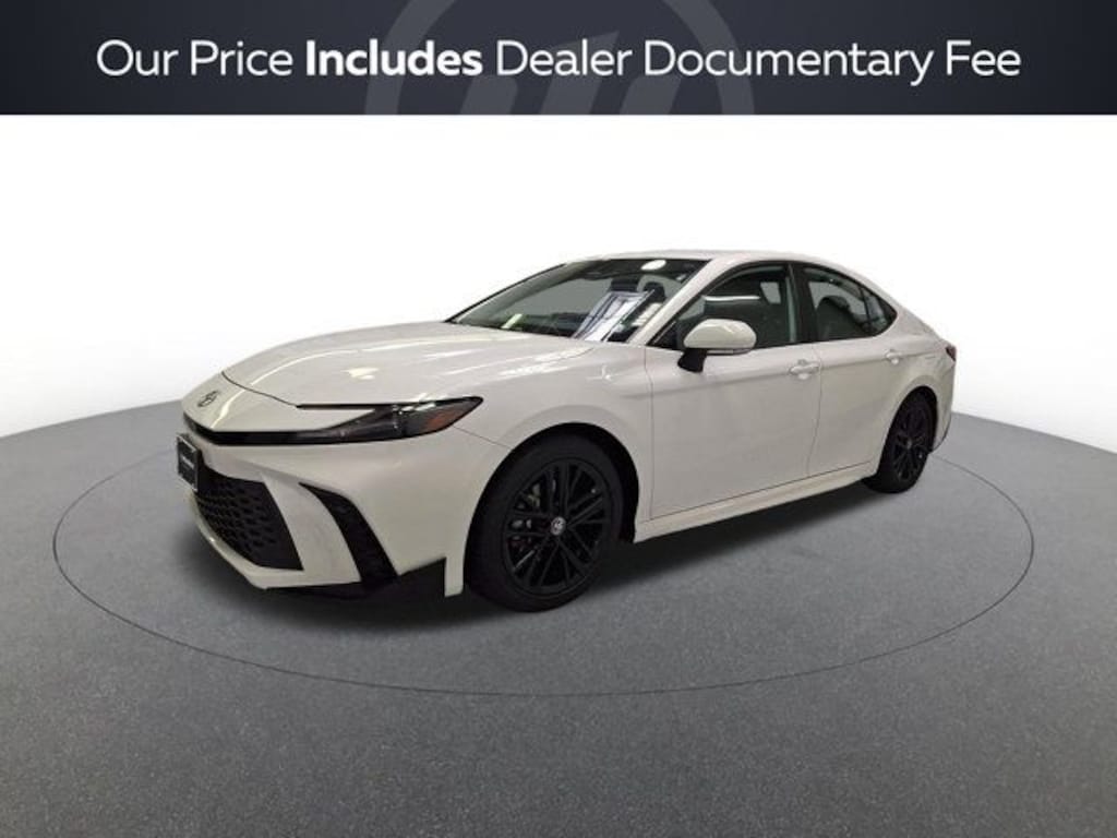 Used 2025 Toyota Camry SE Sedan