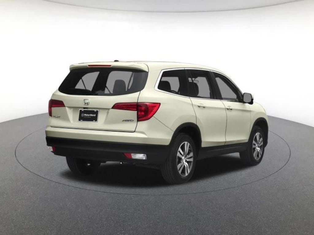 Used 2017 Honda Pilot EX SUV